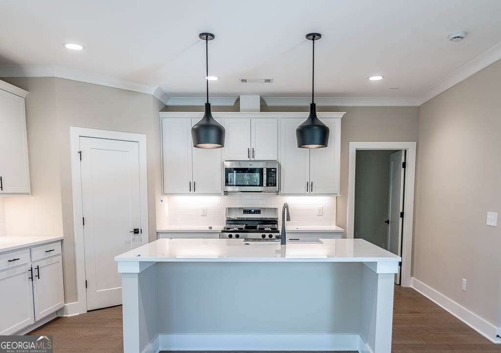 Creekside - Residential