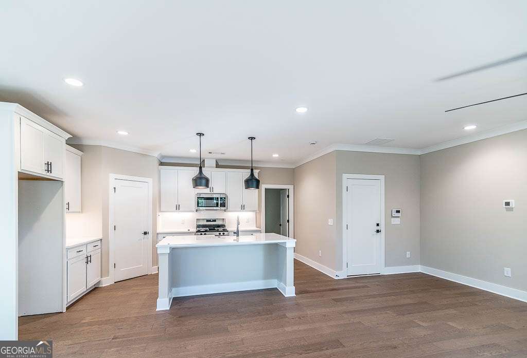 Creekside - Residential