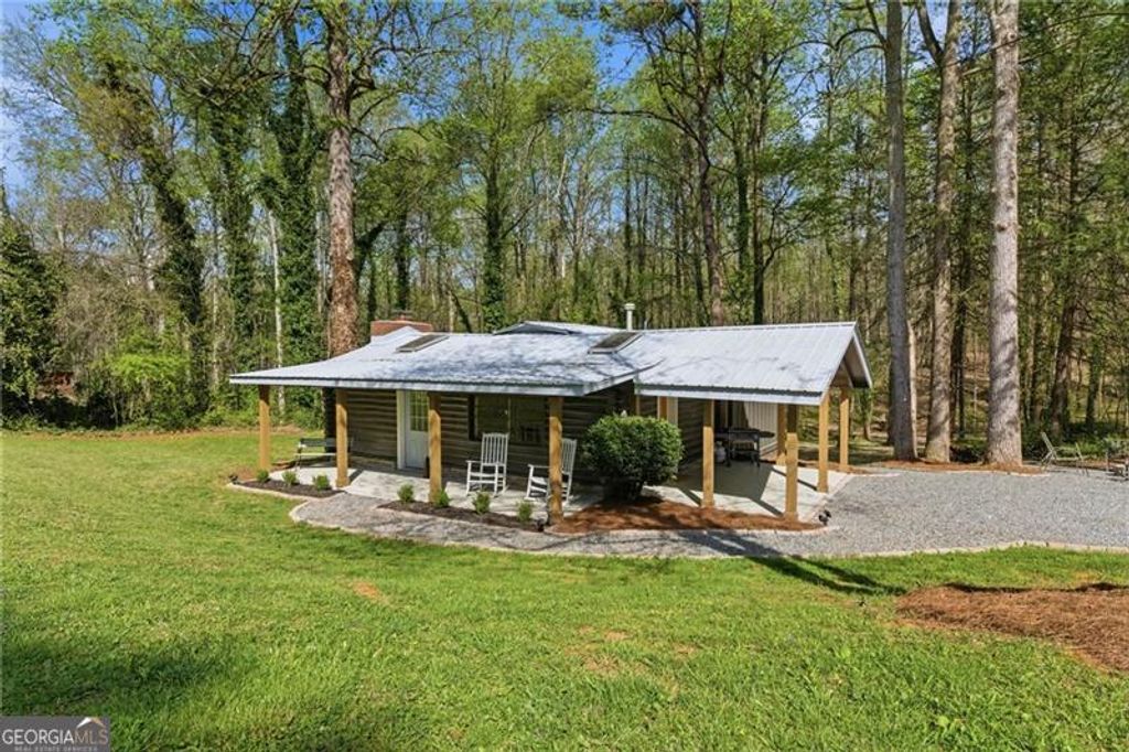 Photo of 181 Pinecone Lane, Canton, GA 30114 (MLS # 10726367)