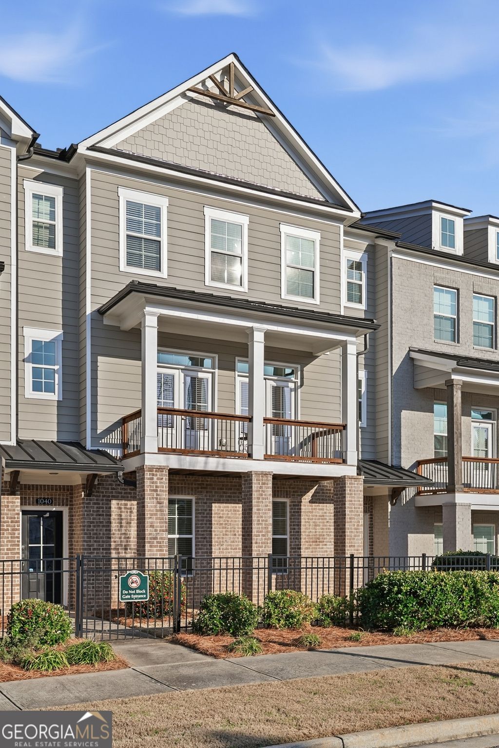 Photo of 1030 Rivermont Alley, Roswell, GA 30076 (MLS # 10691030)