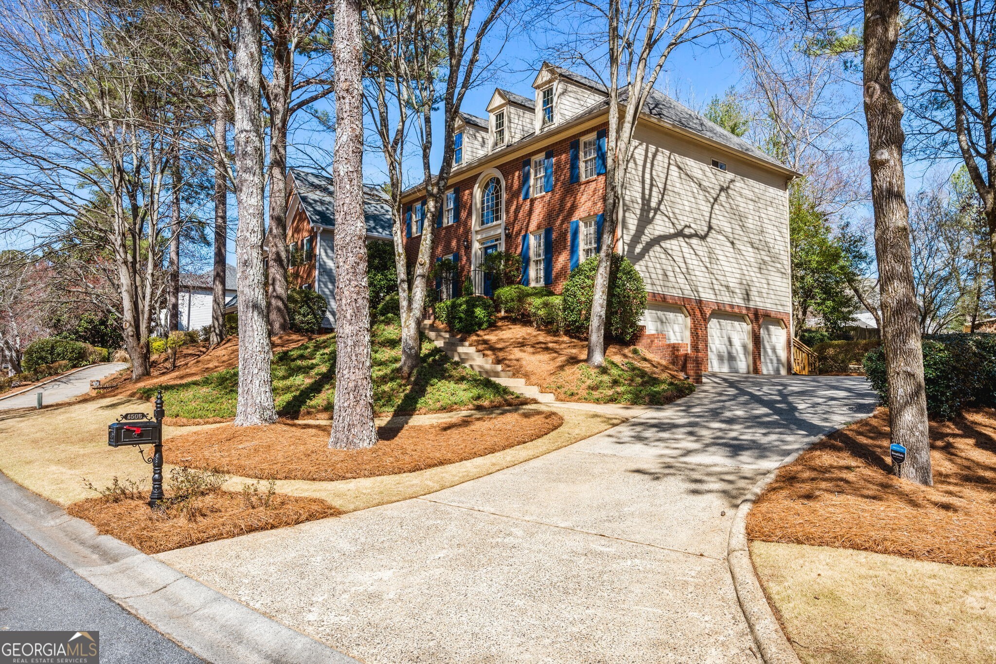 4506 Westcliff TRCE NE