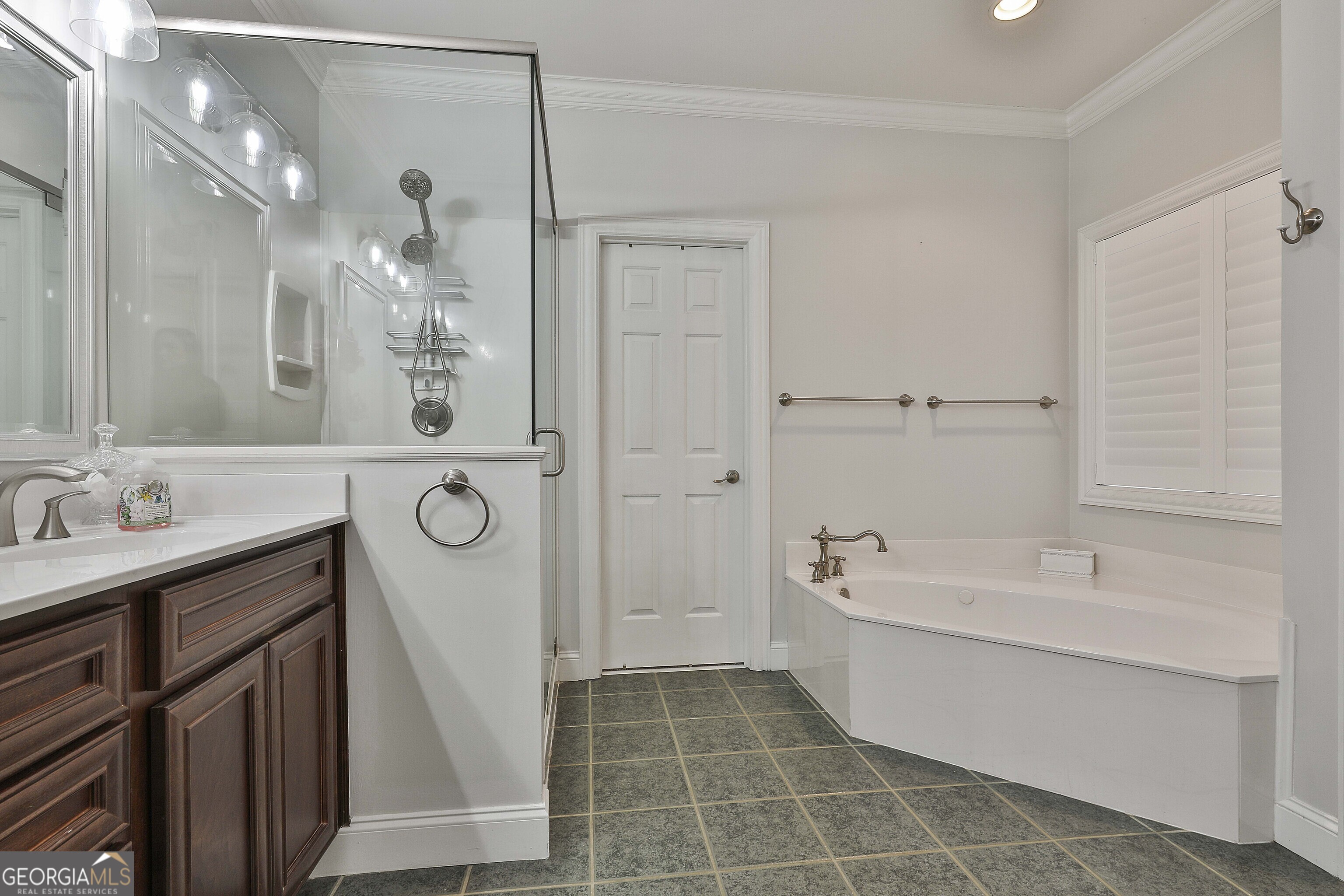 Peachtree City, Georgia 30269, United States, 4 Bedrooms Bedrooms, ,5 BathroomsBathrooms,Residential,Active,79636