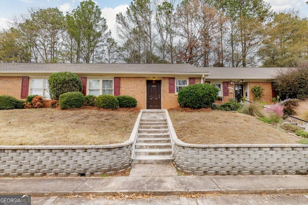 Photo of 238 Eaglewood Court, Athens, GA 30606 (MLS # 10653402)