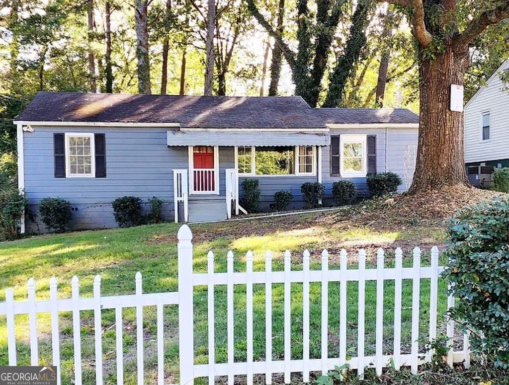 Photo of 1802 Lee Street, Decatur, GA 30035 (MLS # 10739366)