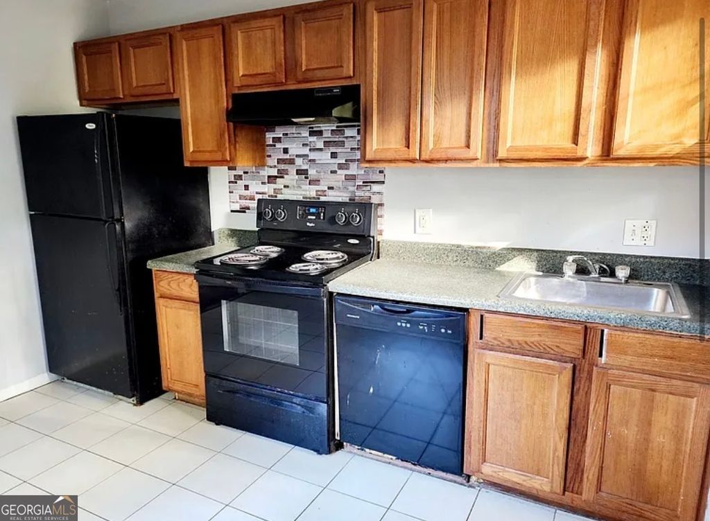 Photo of 1802 Lee Street, Decatur, GA 30035 (MLS # 10739366)