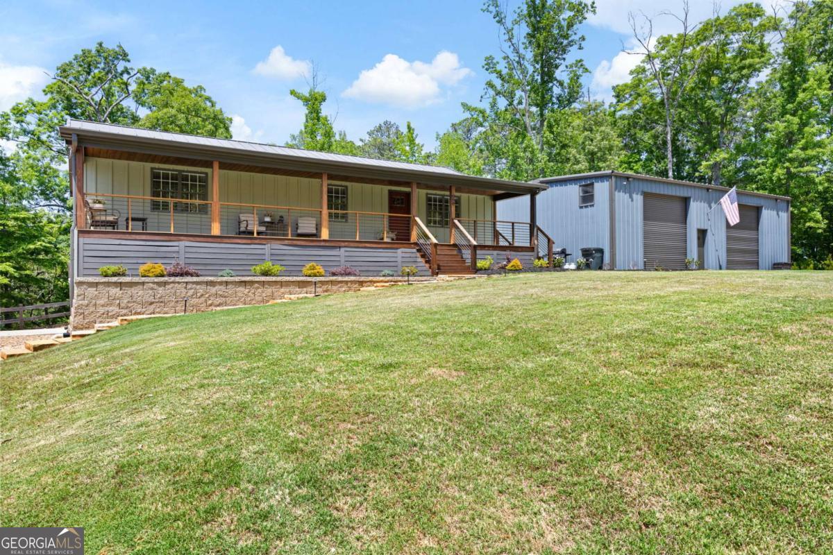 1 Colonial Club DR SE