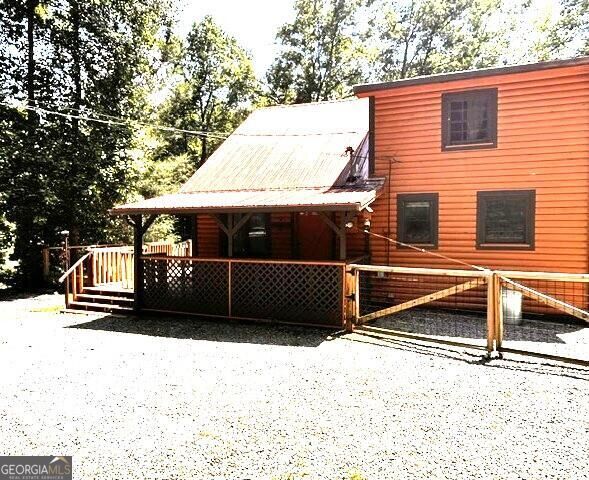 850 Valley DR