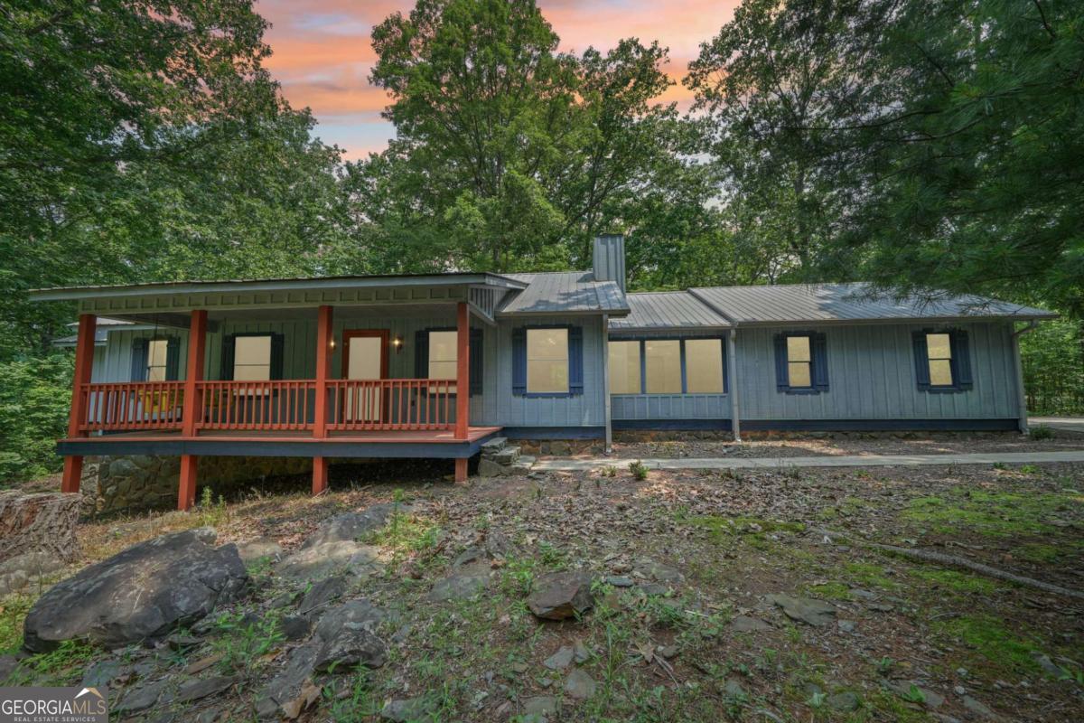 2103 Highway 136 E
