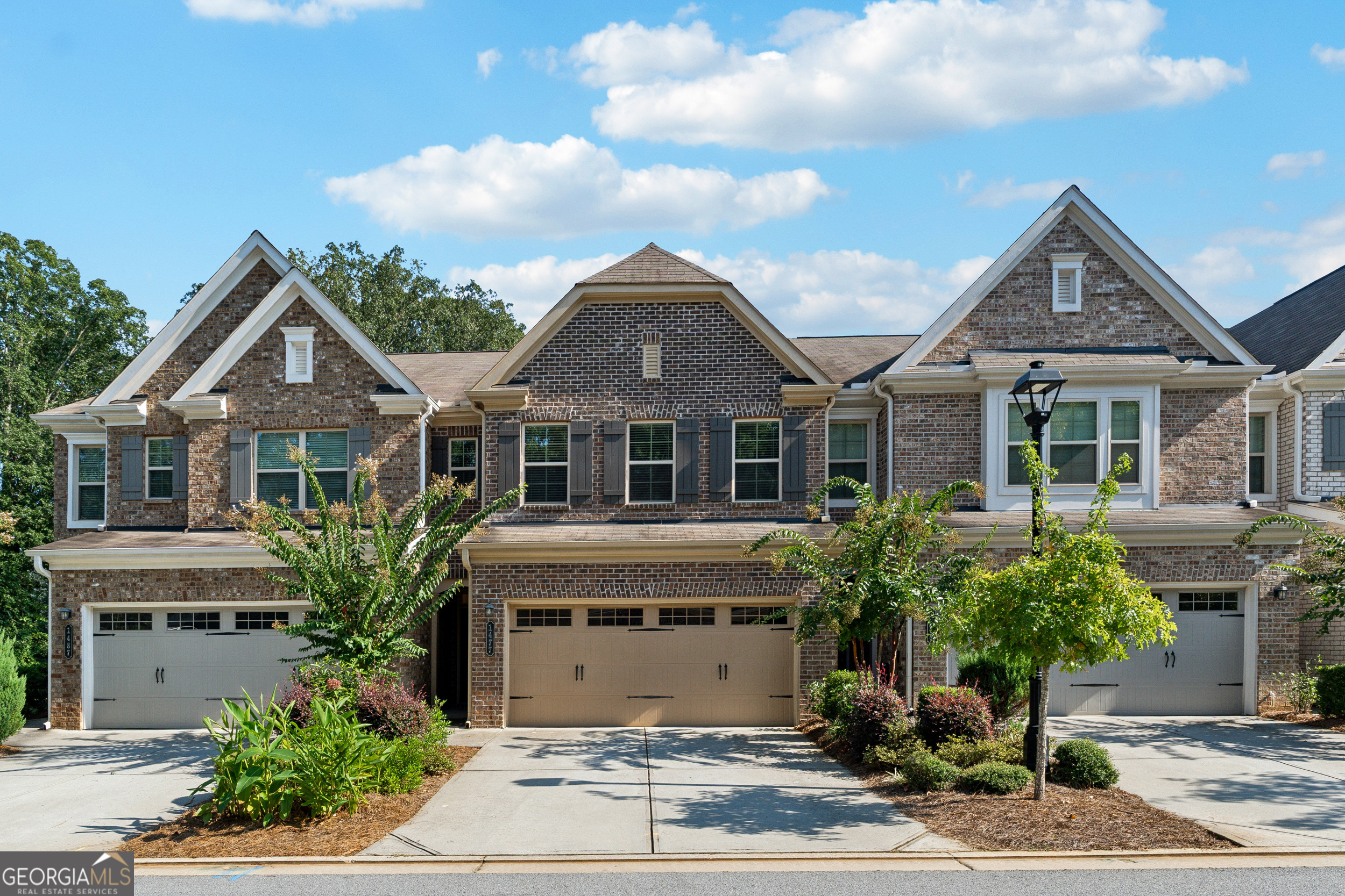 1477 Lanier Vista DR