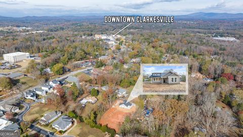 A home in Clarkesville