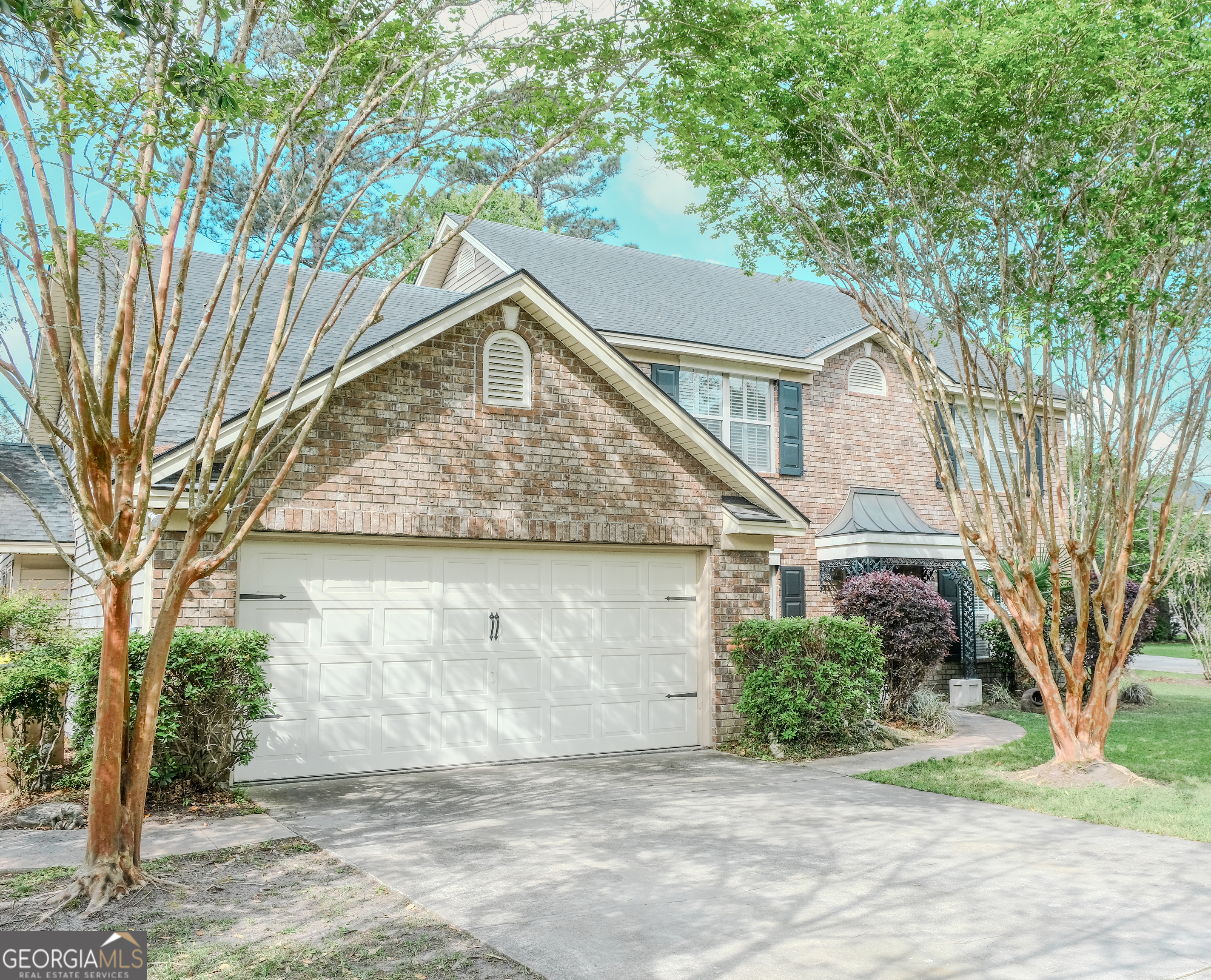 82 Golden Grove LN