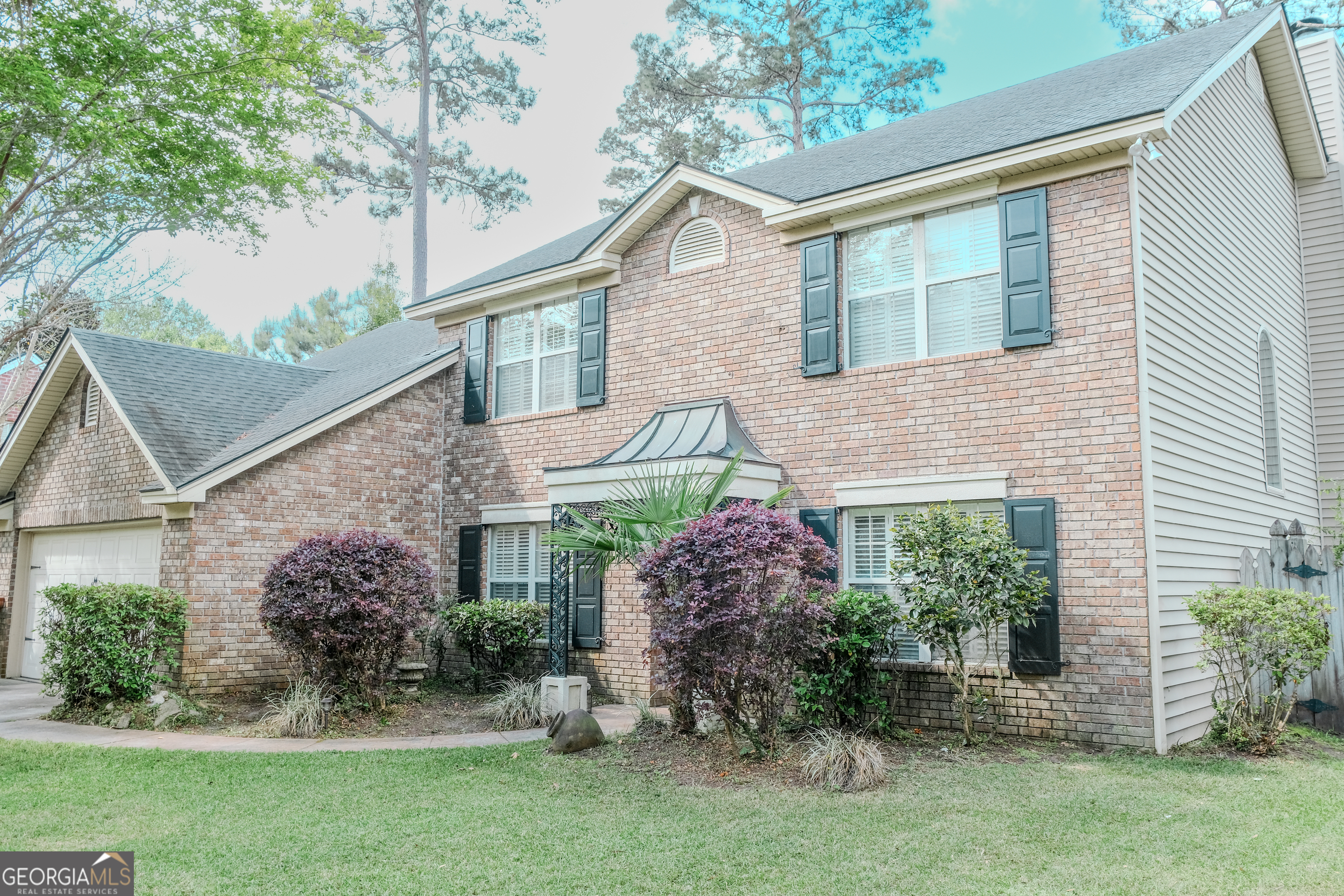 82 Golden Grove LN