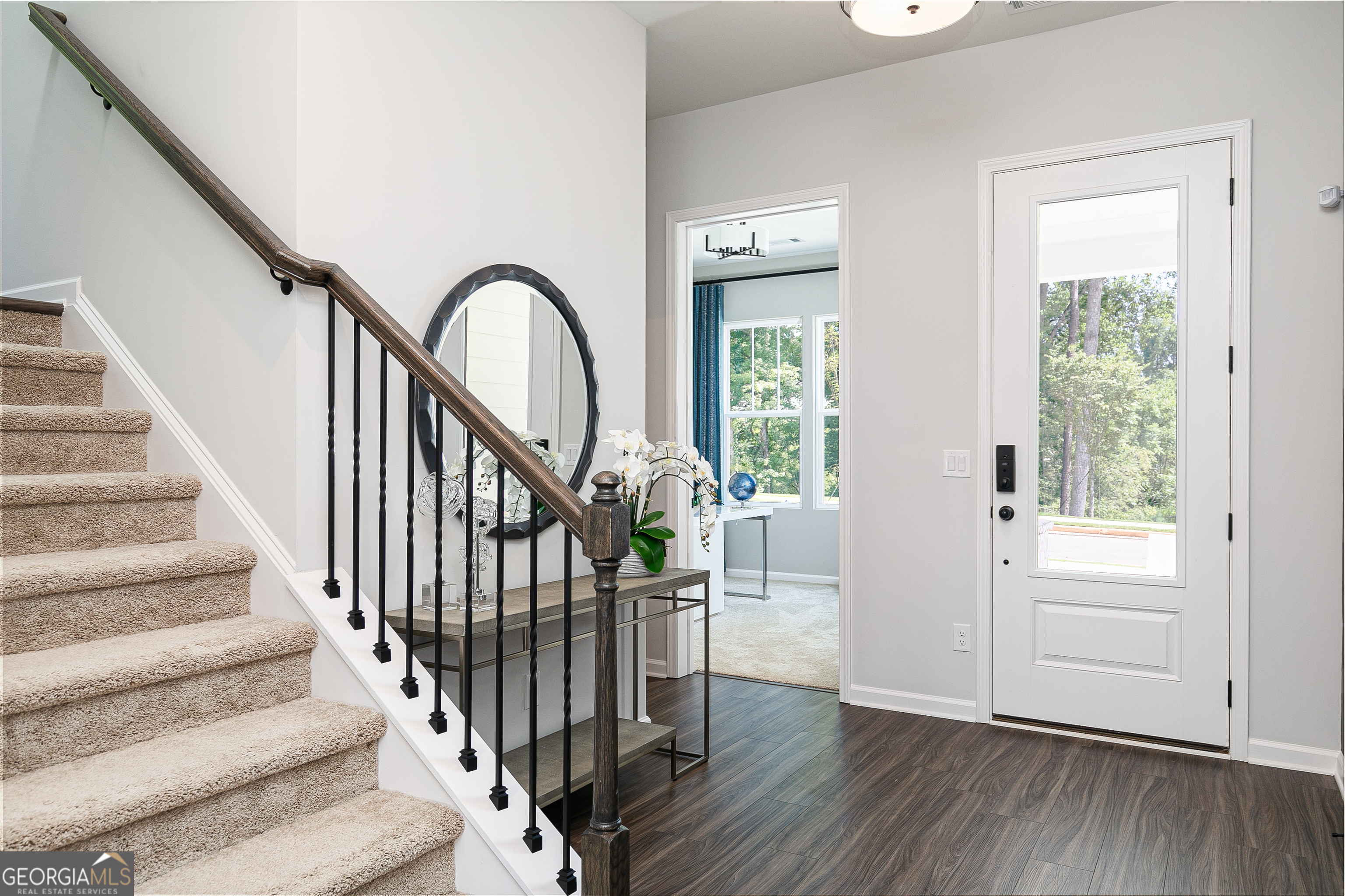 428 Madison Lakeview DR
