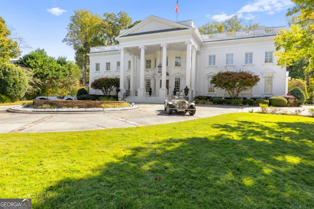 3687 Briarcliff RD NE