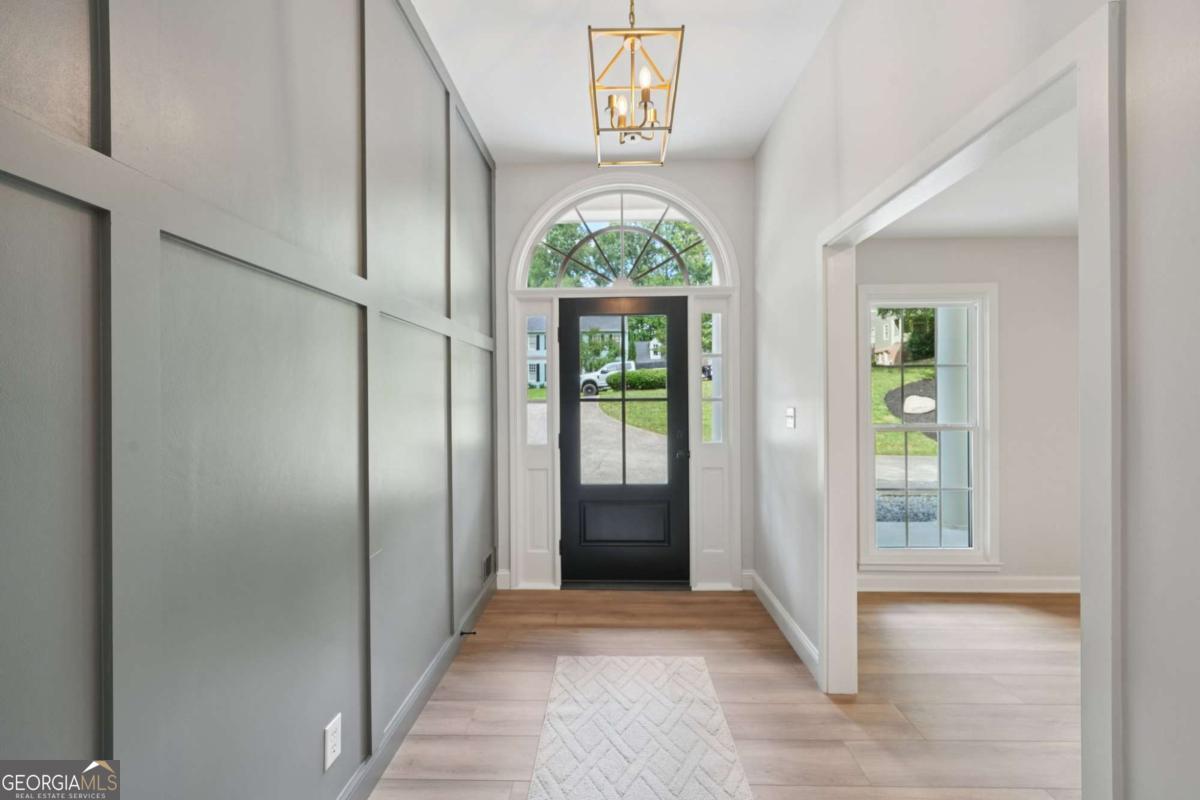 980 Hickory Oak HOLW