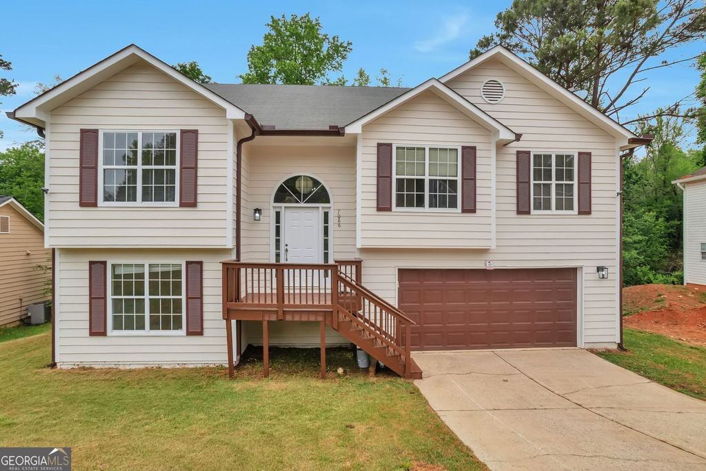 Photo of 7086 Sir Galahad Way, Jonesboro, GA 30236 (MLS # 10754421)