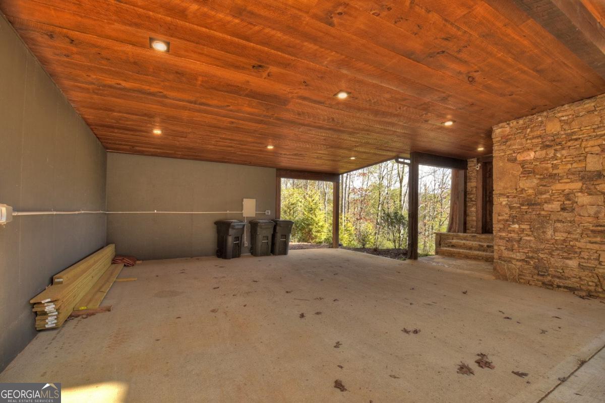 188 Paul DR