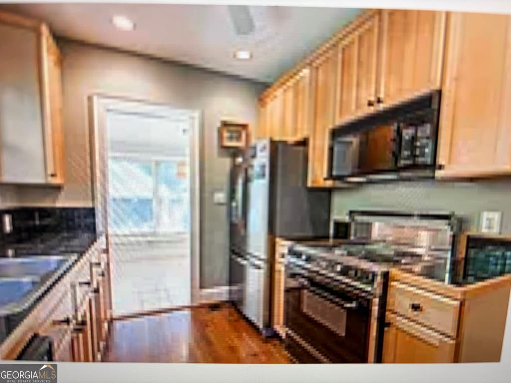 Photo of 707 Cumberland Road NE, Atlanta, GA 30306 (MLS # 10808531)