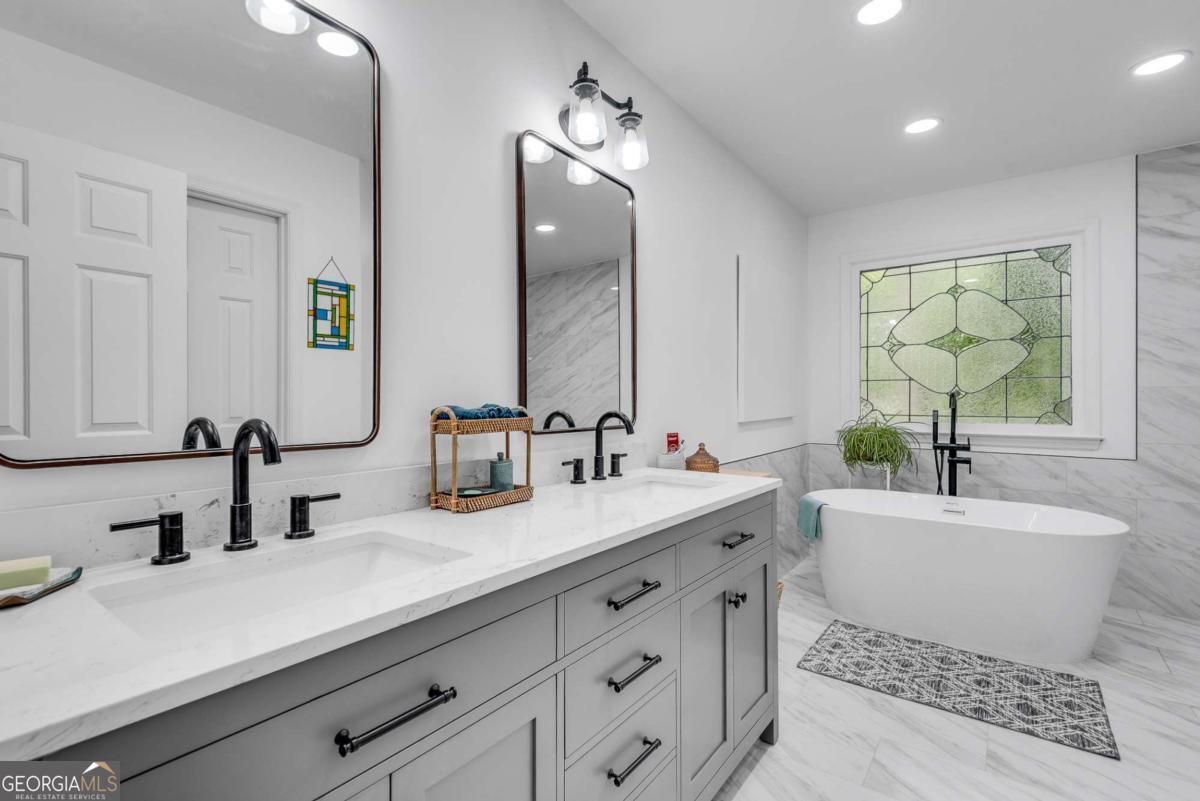 West Hampton - Residential