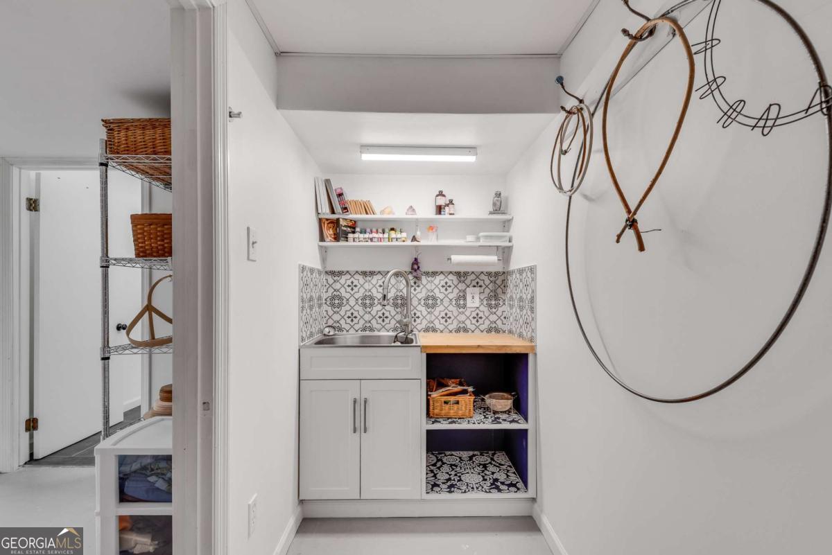 West Hampton - Residential