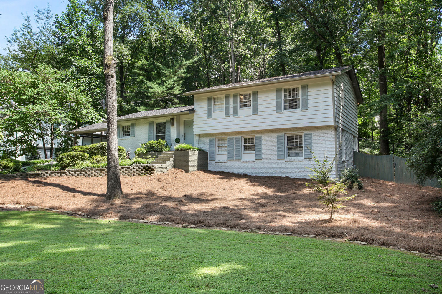 90 Bonnie LN NE