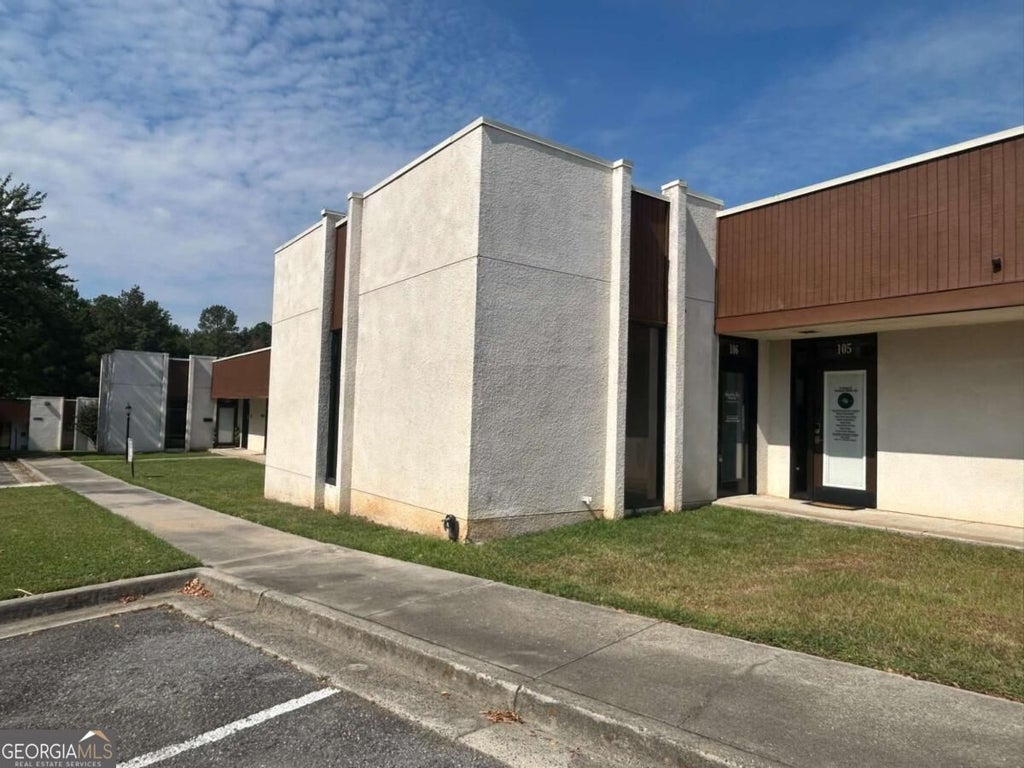 Photo of 187 Roberson Mill Rd Unit 106 RD NW, Milledgeville, GA 31061 (MLS # 10856781)