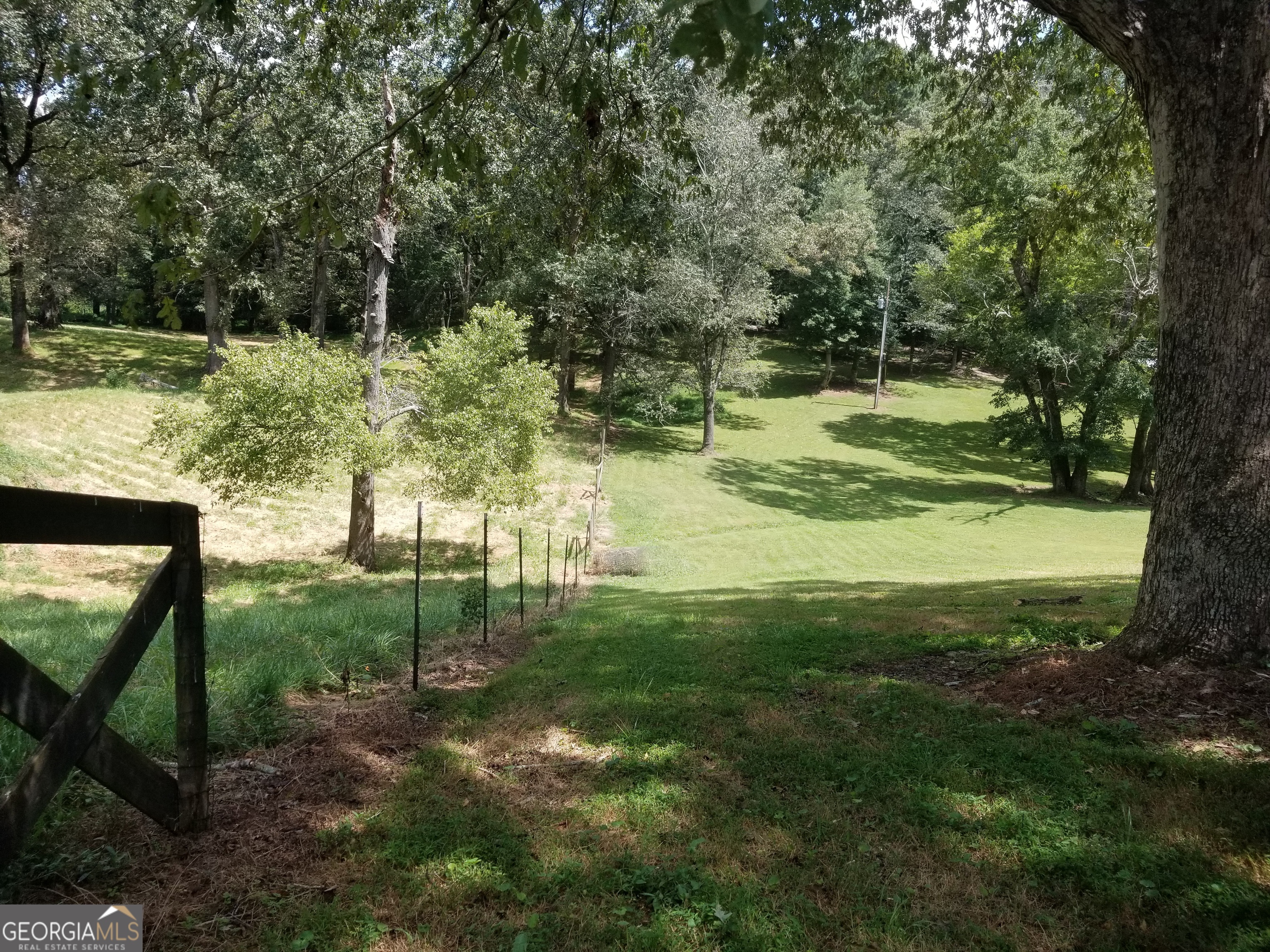 649 Sutton RD