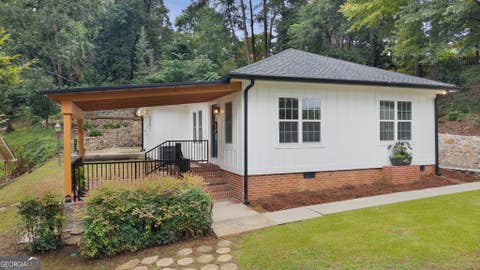 Photo of 308 Chandler Street, Calhoun, GA 30701 (MLS # 10813882)