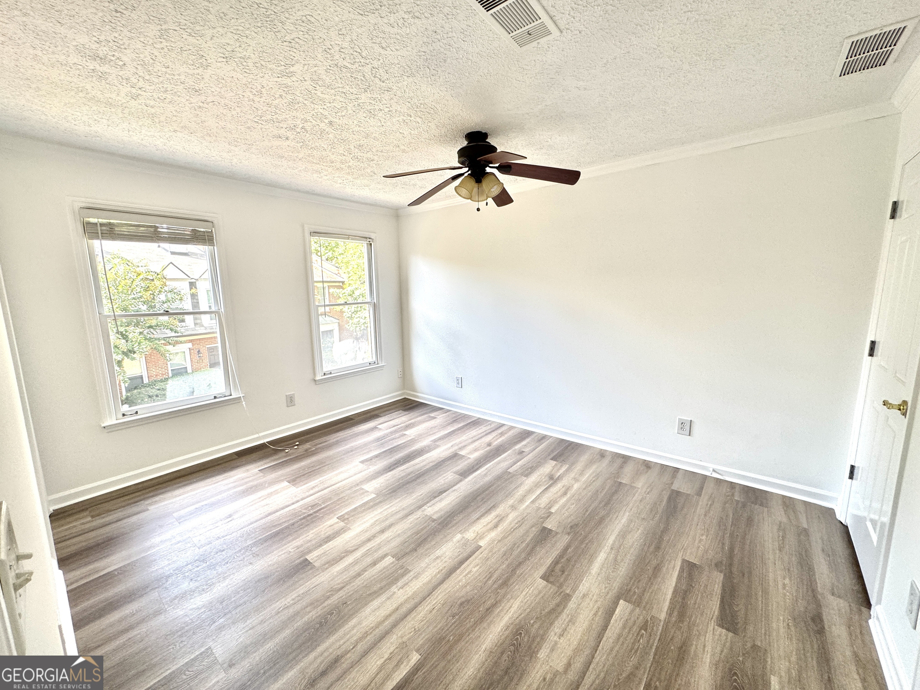 WOODHAVEN AT CHATTAHOOCHEE CROSSING - Residential