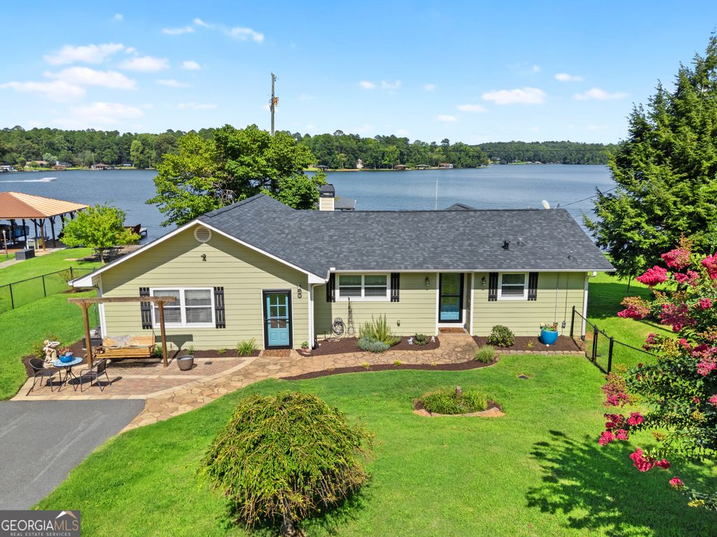 Photo of 276 Roberts Point Road, Jackson, GA 30233 (MLS # 10813689)
