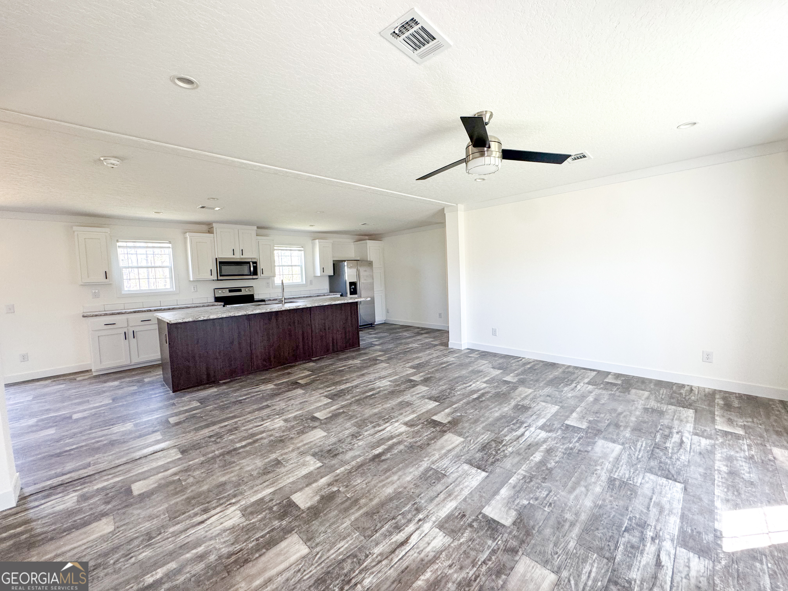 1505 W 4th St EXT