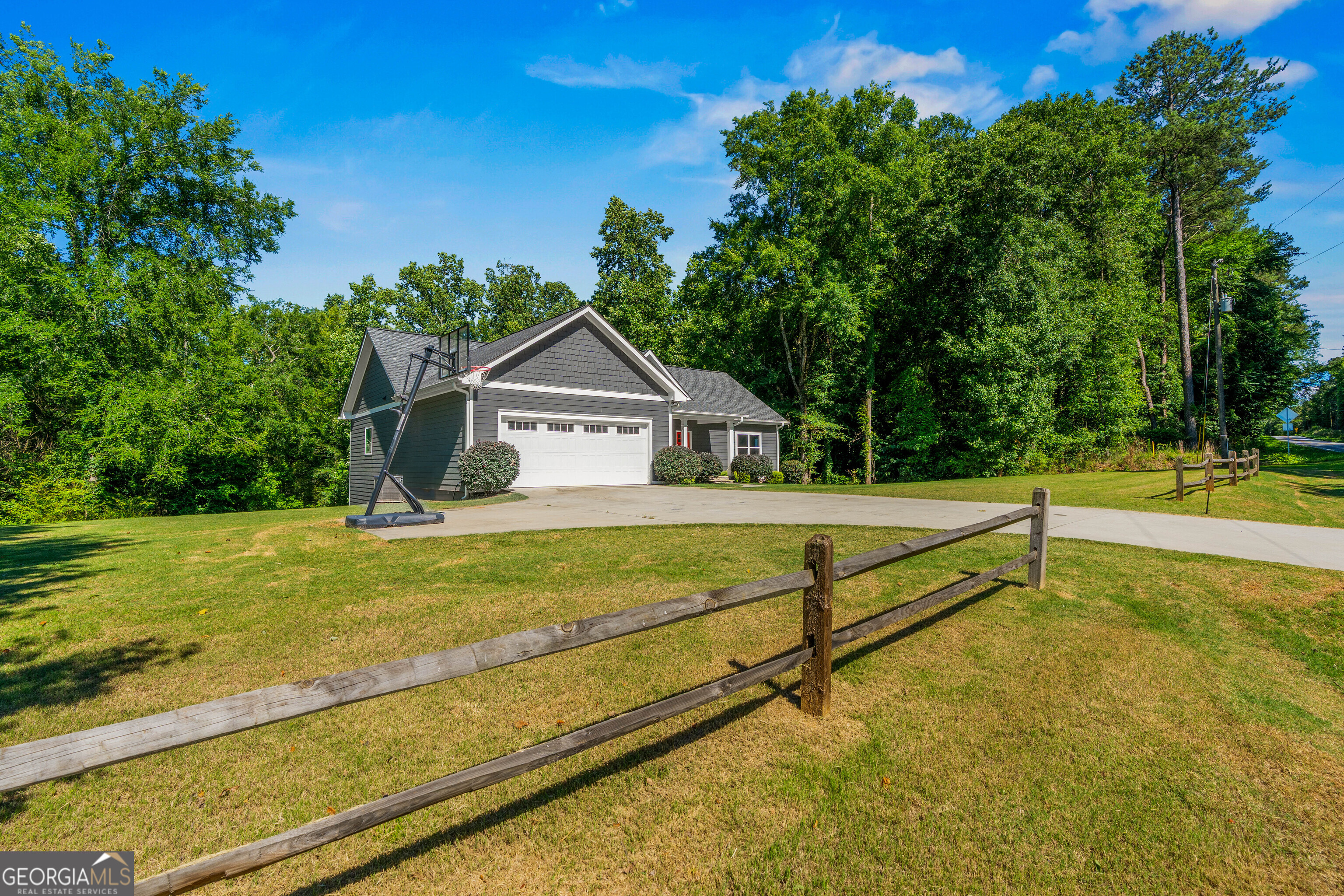 1055 Harden Bridge RD