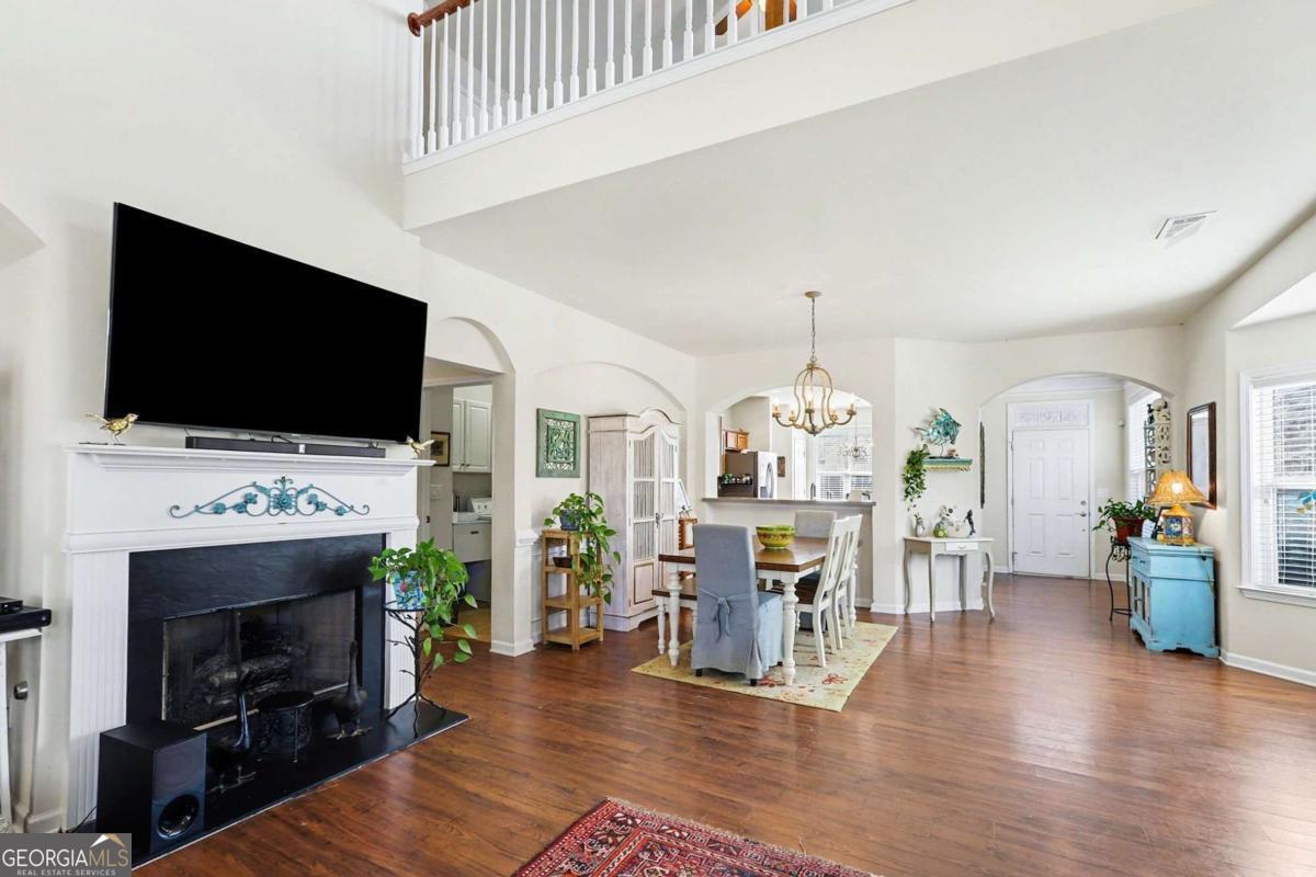 5135 Hidden Meadow DR