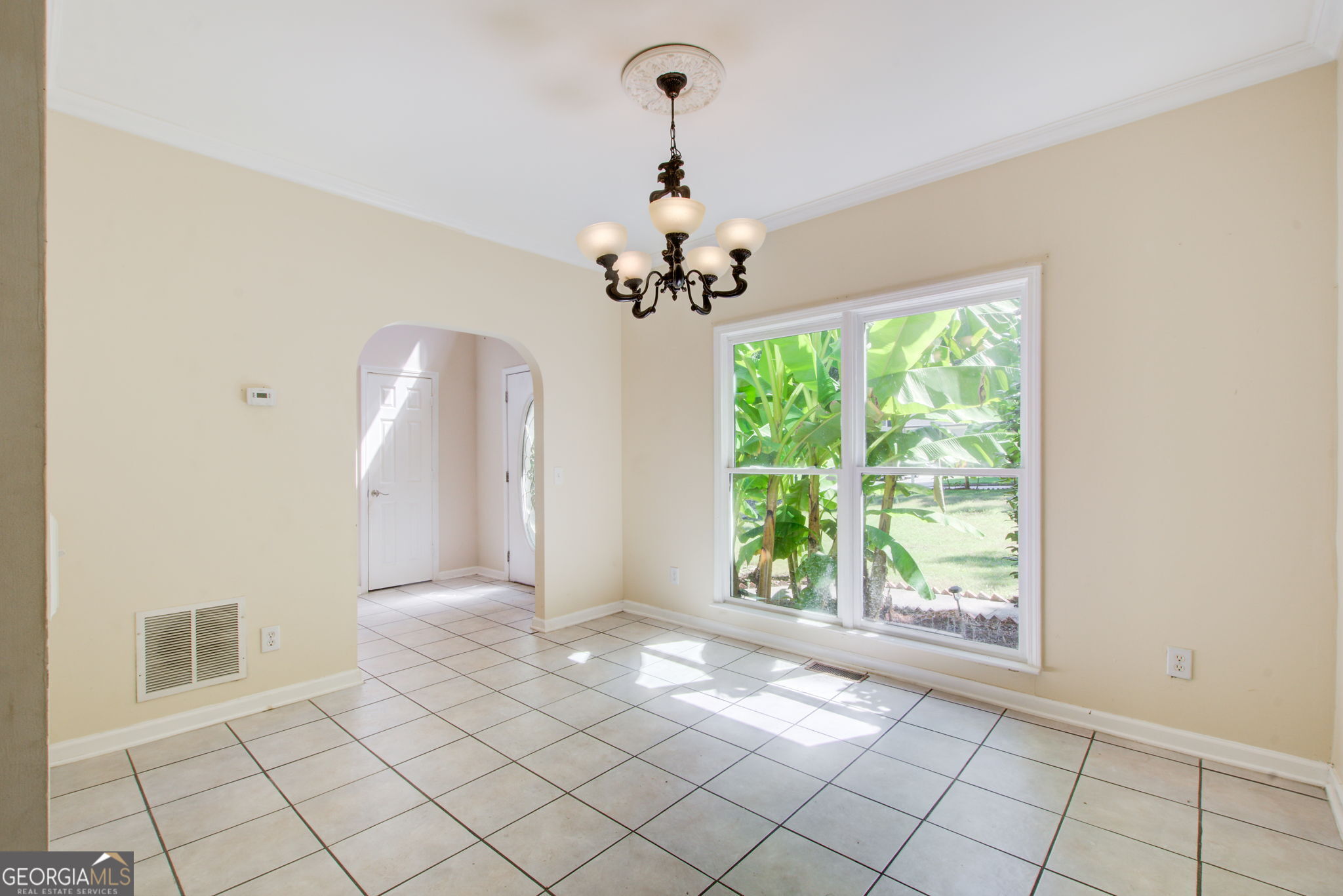 2462 Empire Forest DR