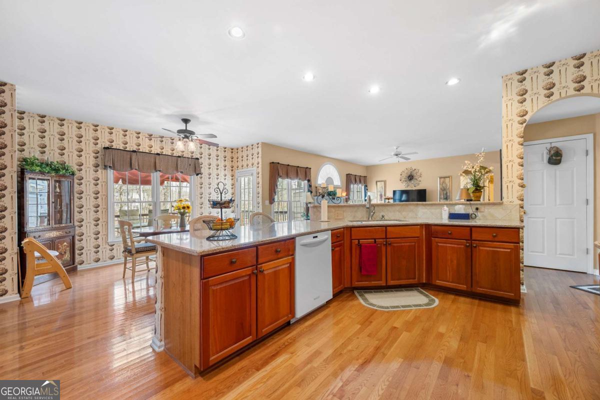 Brookwood Lake - Residential