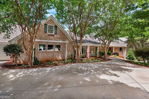 575 Cedar ST Lavonia GA 30553