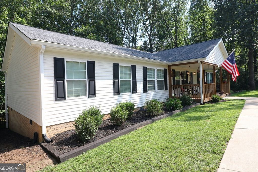 Photo of 4650 Perry Road, Gainesville, GA 30506 (MLS # 10683866)