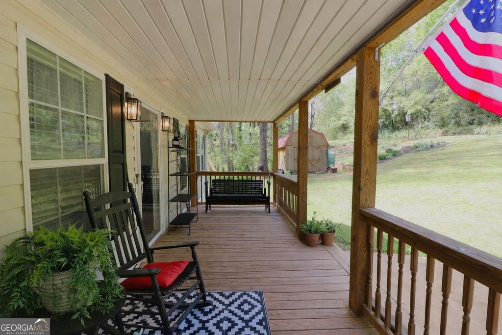 Photo of 4650 Perry Road, Gainesville, GA 30506 (MLS # 10683866)