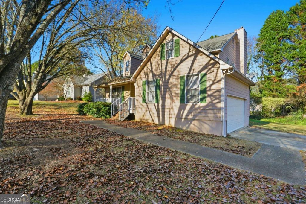 Photo of 2994 Brooks Drive, Snellville, GA 30078 (MLS # 10652170)