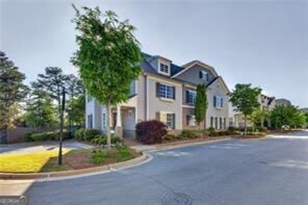 Photo of 3462 Lafayette Park, Peachtree Corners, GA 30092 (MLS # 10785766)