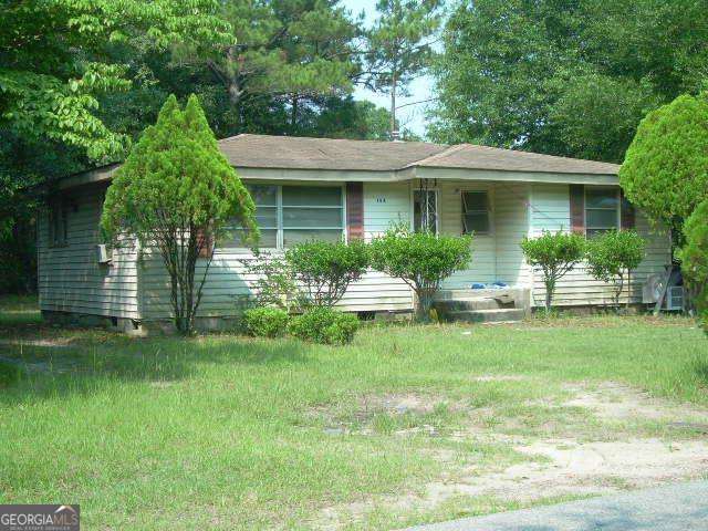 Investor Special! Fixer Upper with Tons of Potential! With solid bones and a great location, it's ready for a full renovation to unlock its full potential. Ideal for resale, rental, or long-term hold.