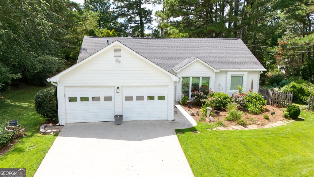 Photo of 1215 Brookton Drive, Dacula, GA 30019 (MLS # 10818874)