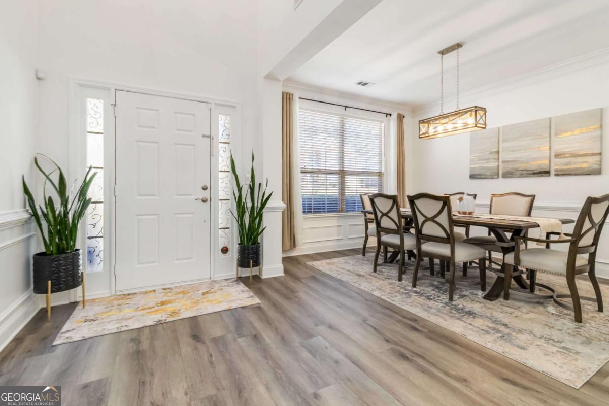 1781 Heatherglade LN