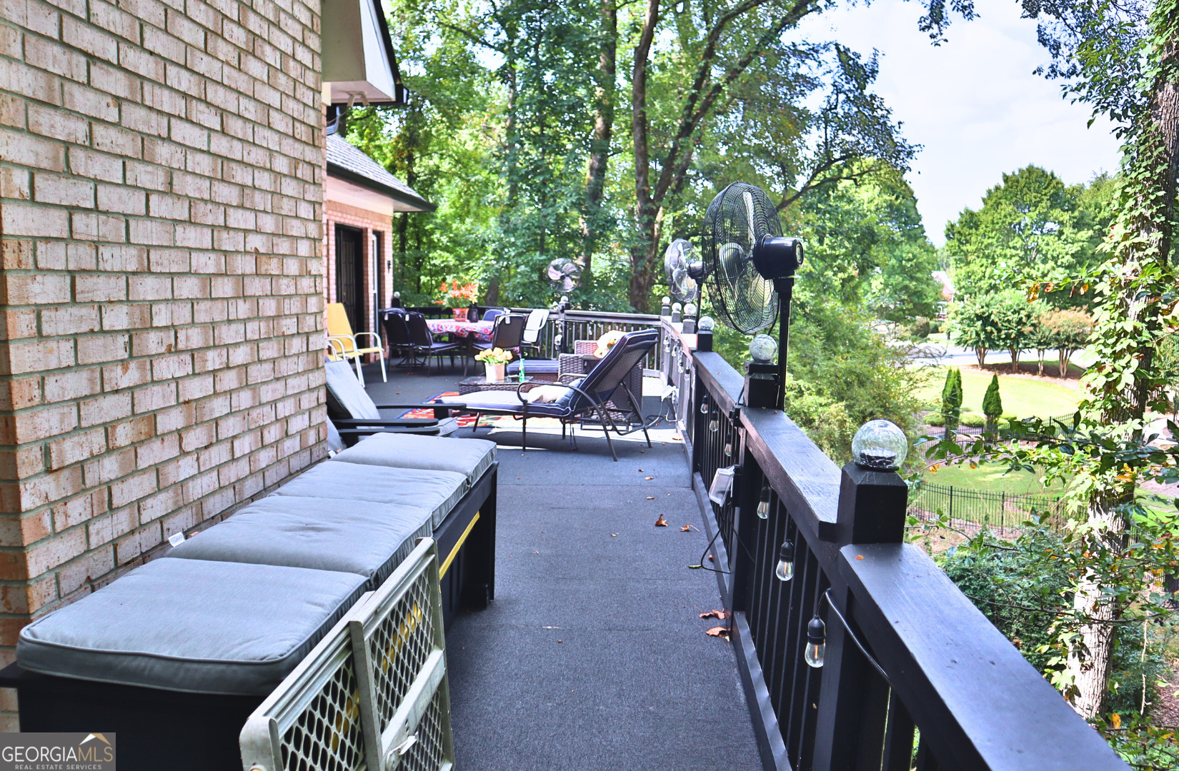 EAGLES LANDING COUNTRY CLUB - Residential