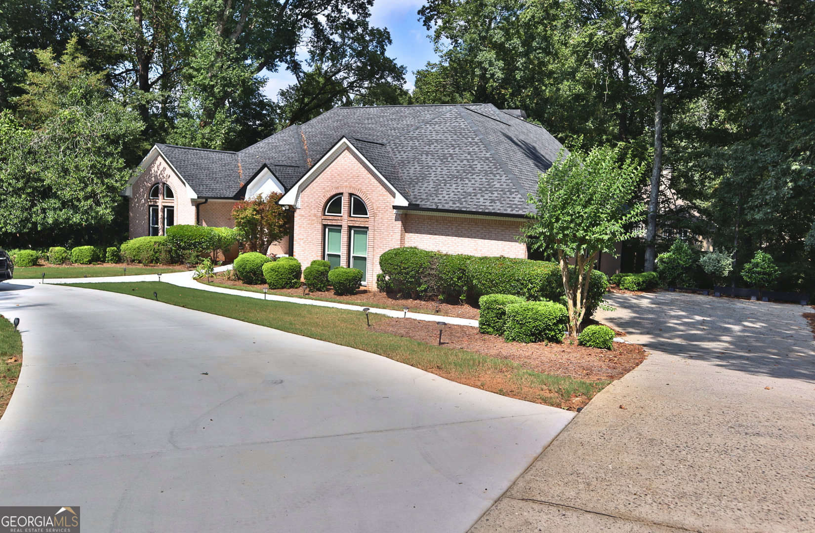 EAGLES LANDING COUNTRY CLUB - Residential