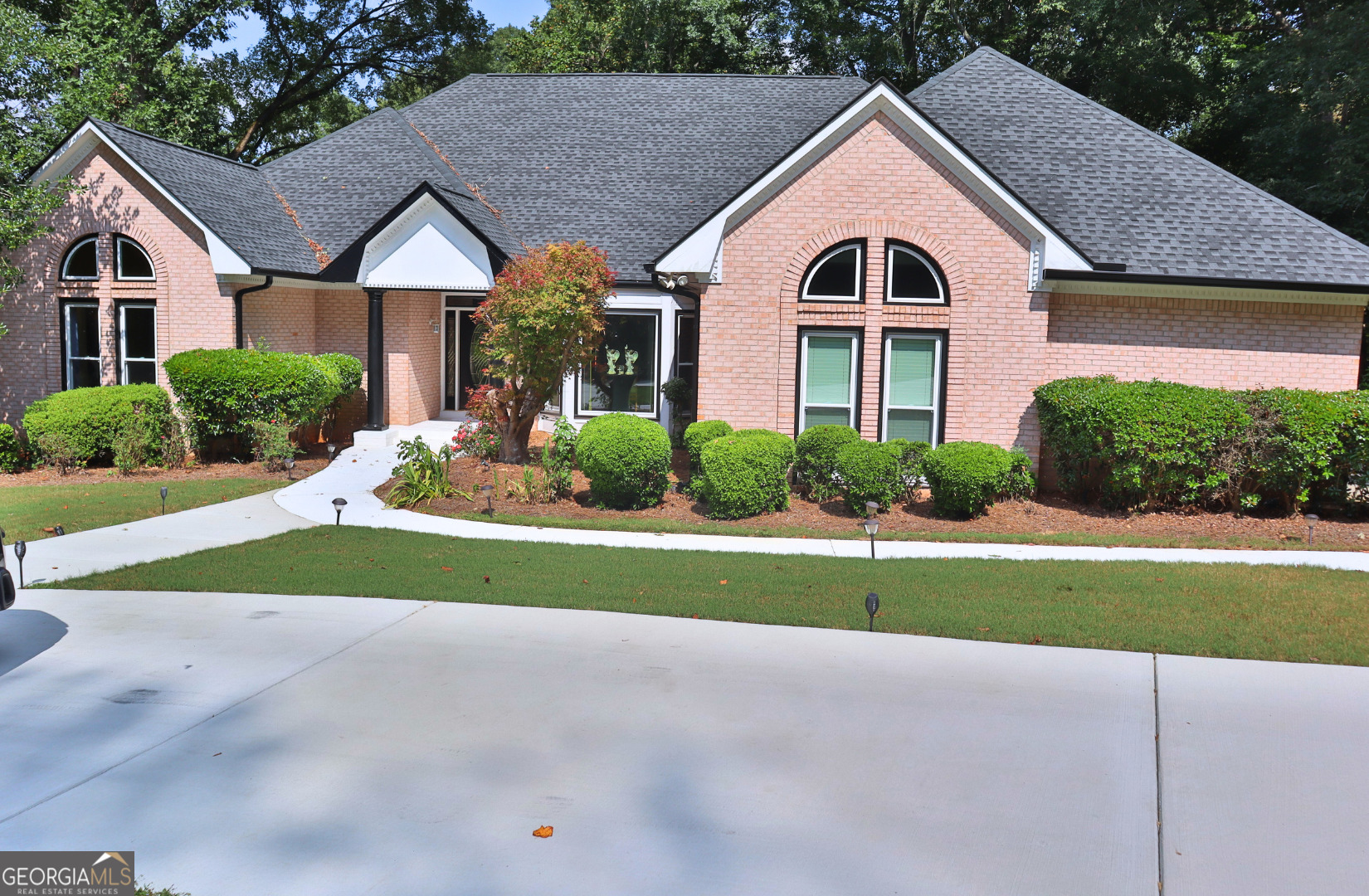 EAGLES LANDING COUNTRY CLUB - Residential