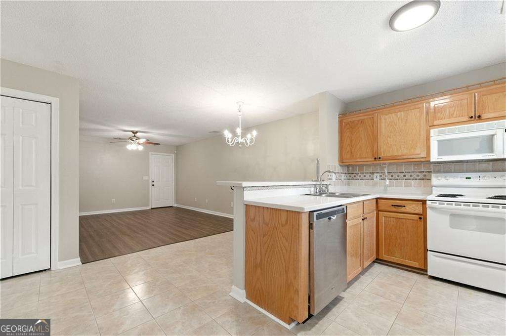 Photo of 202 Mountain Chase, Cartersville, GA 30120 (MLS # 10600582)