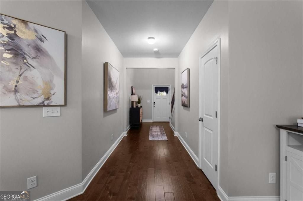 4142 Woodland Park DR SW