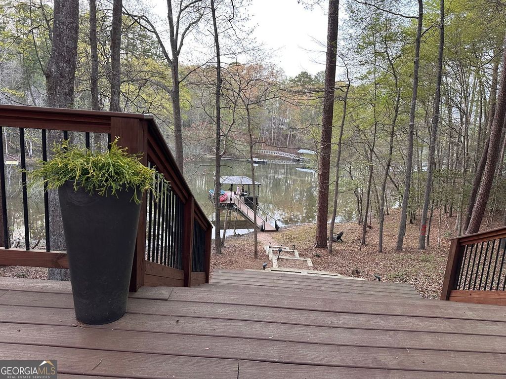 Photo of 159 Manor Oak Trail, Toccoa, GA 30577 (MLS # 10735894)
