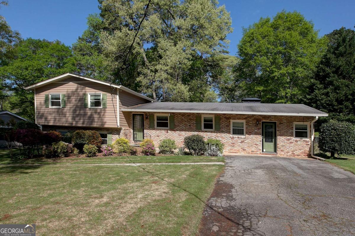 1336 SHIRLEY DR